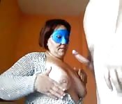 Milf mexicana enmascarada follando