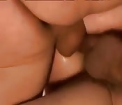 Pelirroja disfruta con una doble penetración