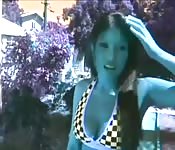 Esta chica tiene locura por las pollas