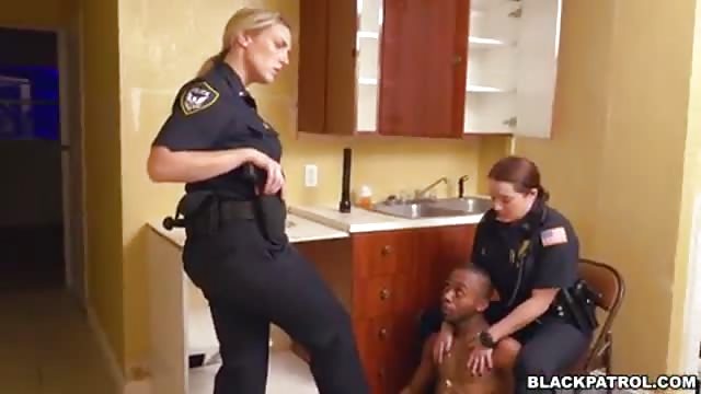 Black Cop - The black cock is mugged by two cops - Pornburst.xxx