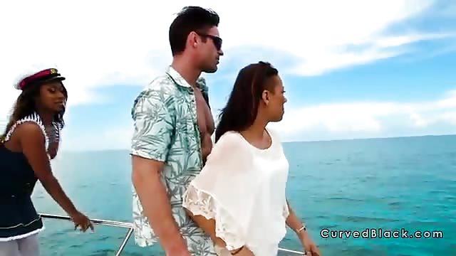 Ebony Cheating Xxx - Dude cheating wife with ebony captain - Pornburst.xxx
