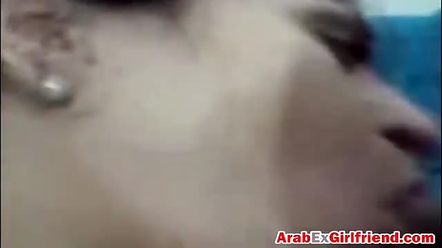 640px x 360px - Arab girlfriend making love to boyfriend - Pornburst.xxx